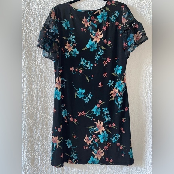 CeCe Expressive Lillies Ruffle Sleeve Mixed Media Minidress NWOT - Picture 5 of 8